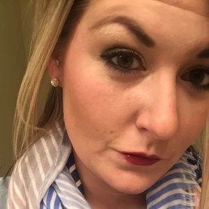 Meet your Posher, Jenna