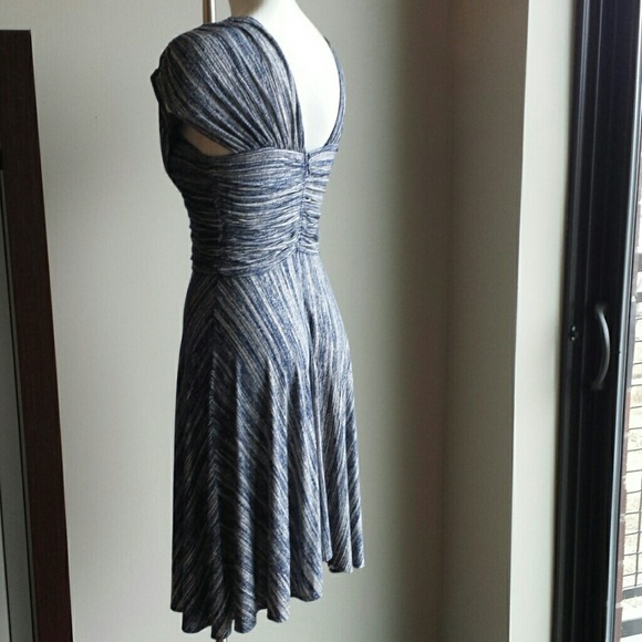 *SOLD* PRICE FIRM* TRACY REESE WRAP DRESS* - Picture 3 of 4