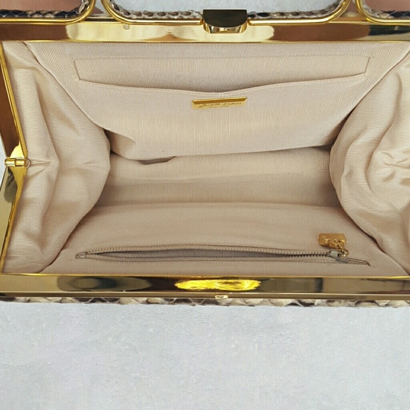 ****SOLD****  Purse - Picture 2 of 4