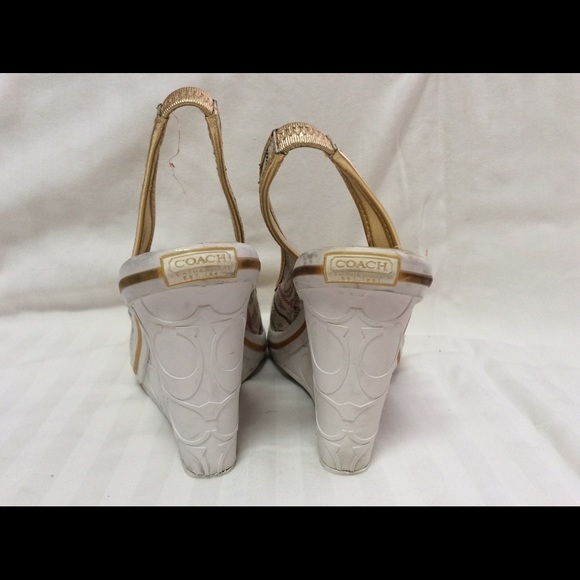 Size 6 coach shoes - Picture 4 of 4