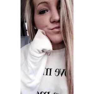 Meet your Posher, Mckenzie