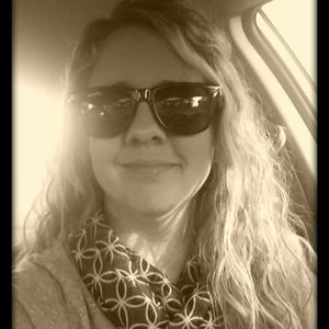 Meet your Posher, Carla