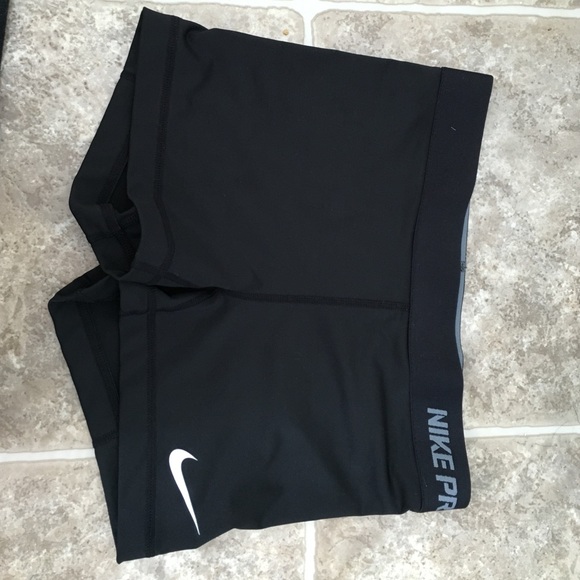Nike Pants - Nike pro fitted shorts