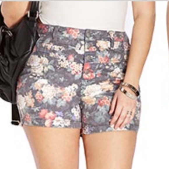 Forever 21 floral shorts
