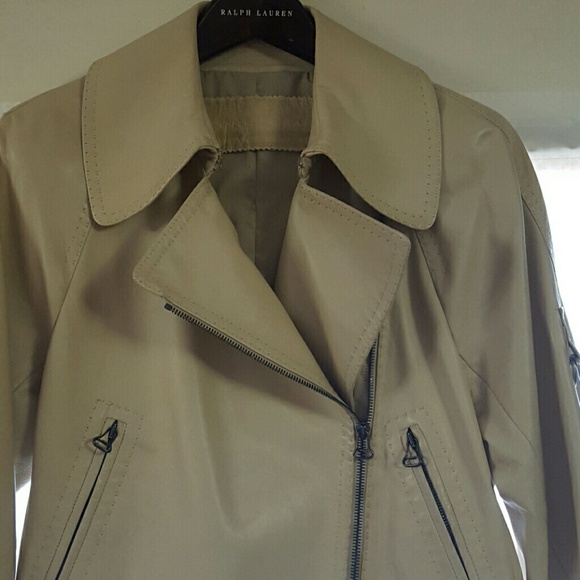 **SOLD**Jacket - Picture 2 of 4