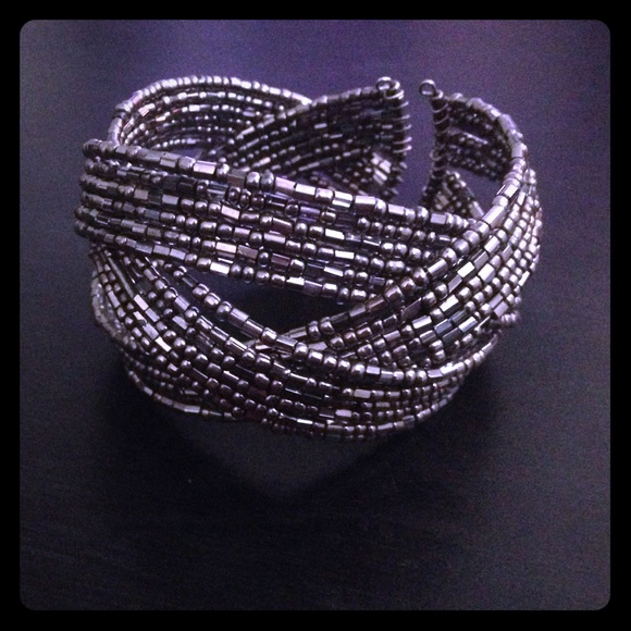 Silver beaded bracelet