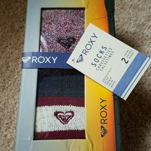 Roxy Knee High Socks (2) FINAL REDUCTION