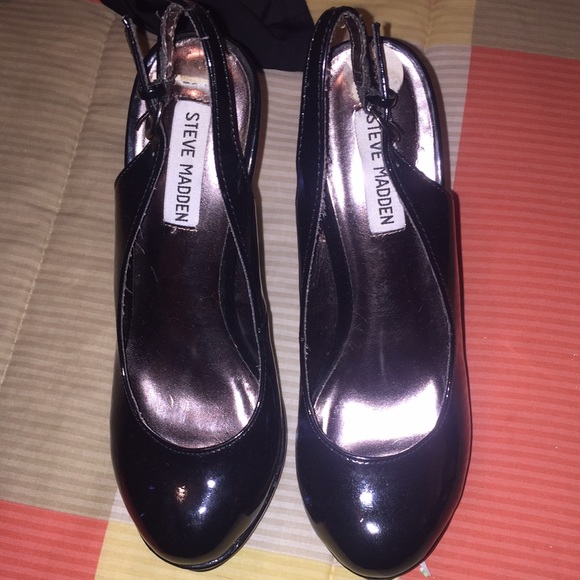 Black Steve Madden Wedges
