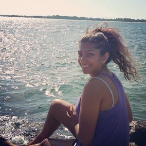 Meet your Posher, Lithiya