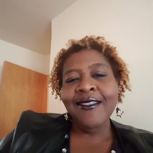 Meet your Posher, Carla