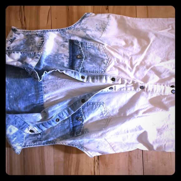 Maurice's button down Jean top - Picture 1 of 2
