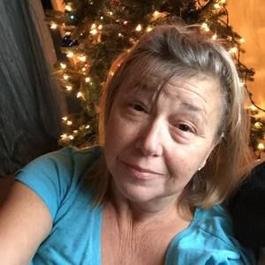 Meet your Posher, Cynthia