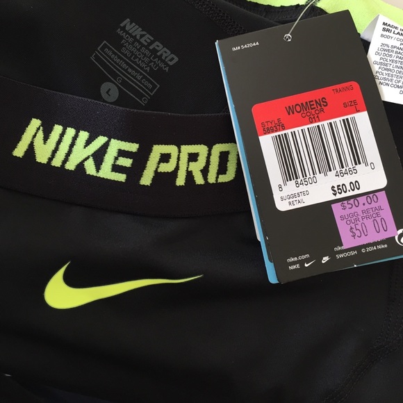 Nike drift capris *Size Large *black & neon large