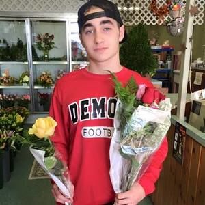 Meet your Posher, Crystal