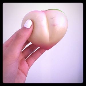 Ibloom peach squishy