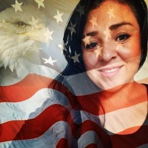 Meet your Posher, Cici