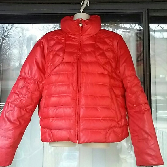 red guess bubble jacket