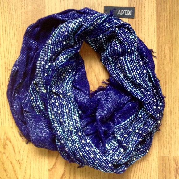 Apt. 9 Accessories - ❌SOLD❌ 🆕 Blue Infinity Scarf with Sparkles!