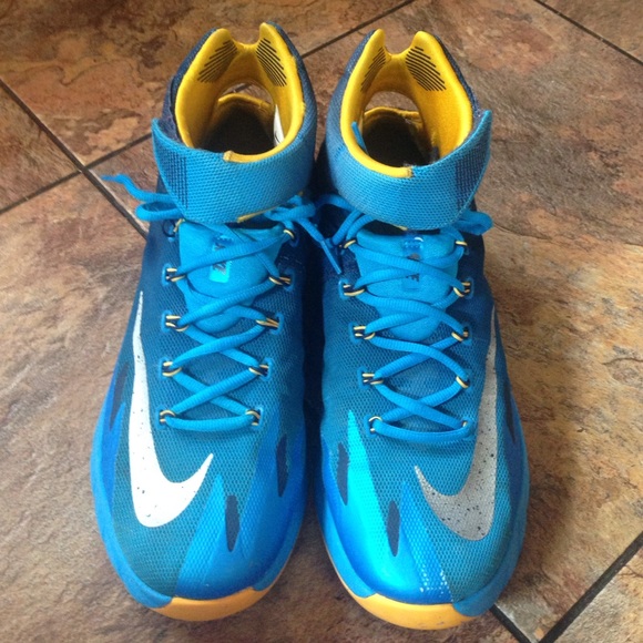 Nike Zoom Hyper Rev - Picture 3 of 4