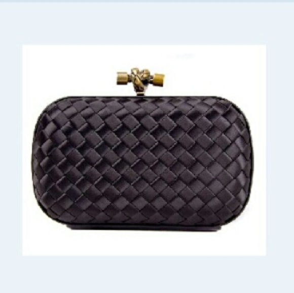 *sold*Bottega Veneta satin knot clutch