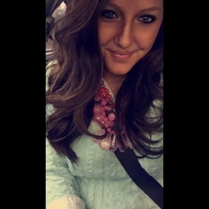 Meet your Posher, Kenzie