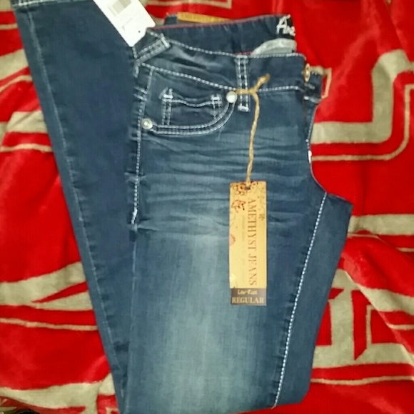 Amethyst skinny med wash