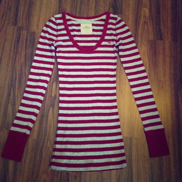 Hollister sweater