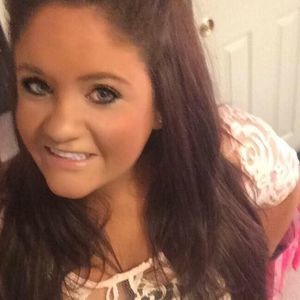 Meet your Posher, Katelyn