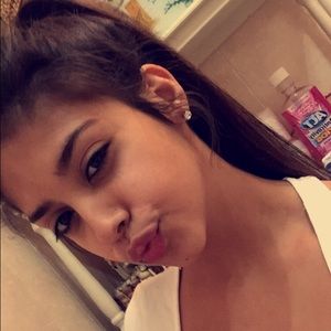 Meet your Posher, Barrios