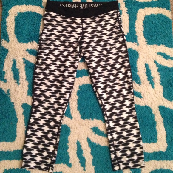 Nike Dri-fit Cropped Running Tights