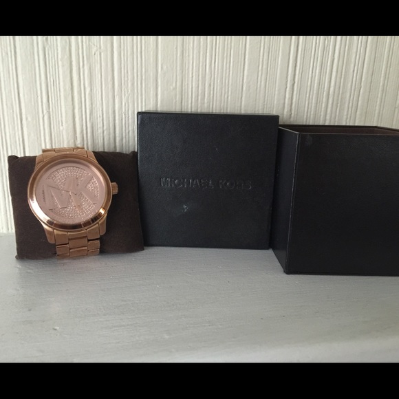 Michael Kors Watch - Picture 3 of 4