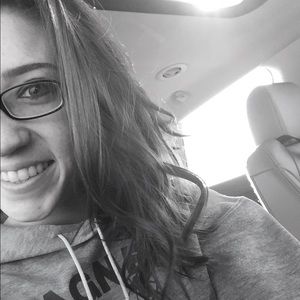 Meet your Posher, Kelcie