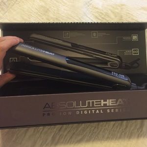 Absolute heat flat iron