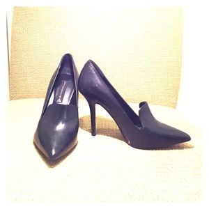 Steven by Steven Madden 9.5 Black Leather Heels