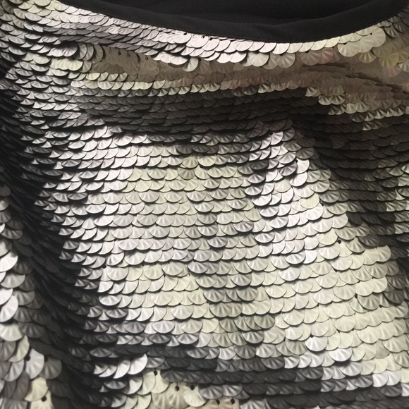 Zara skirt - Picture 4 of 4