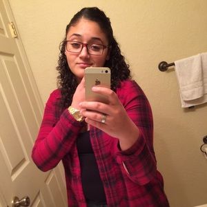 Meet your Posher, Alejandra