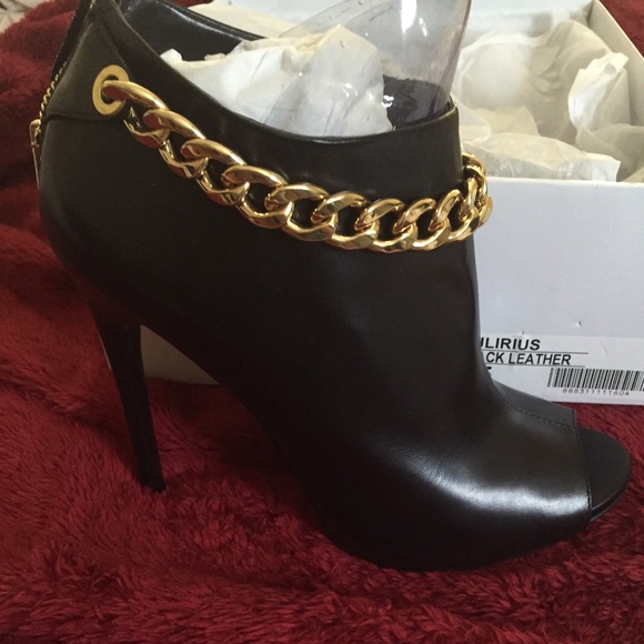 Steve Madden Brand New
