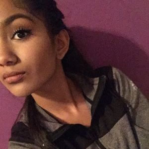 Meet your Posher, Karishma