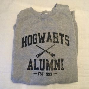 Hogwarts alumni Harry Potter sweatshirt