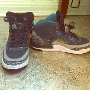 Jordan shoes that I don't wear so selling