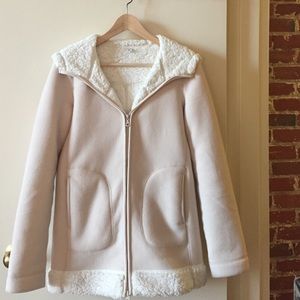 Uniqlo cream white warm coat in size XS