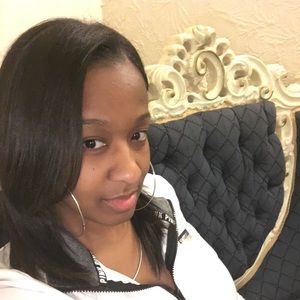 Meet your Posher, Tiara