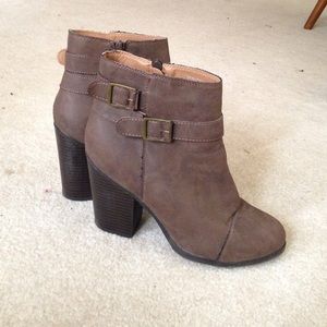 🚨SALE🚨  40% OFF Ankle boots!