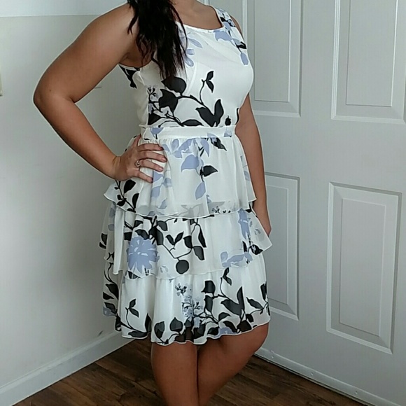 Floral white layered dress