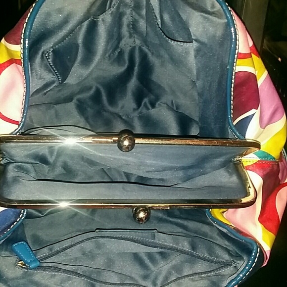 Handbag - Picture 4 of 4