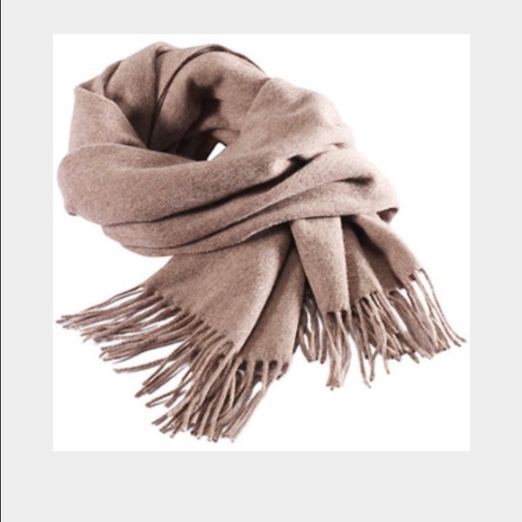 Accessories - ❤️brand new 100% cashmere khaki scarf❤️