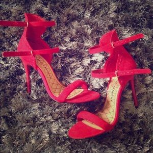 Sexy Red Suede Heels ‼️👠