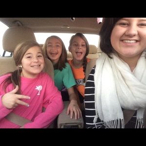 Meet your Posher, Ali