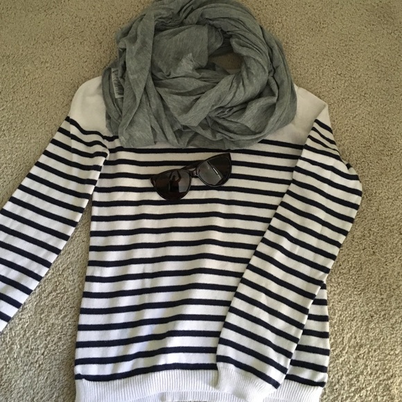 Strip sweater!