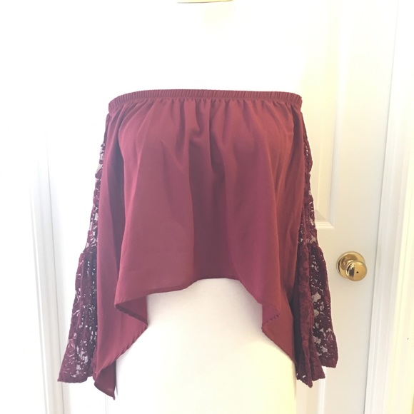 Strapless with lace sleeves burgundy top👌🏼